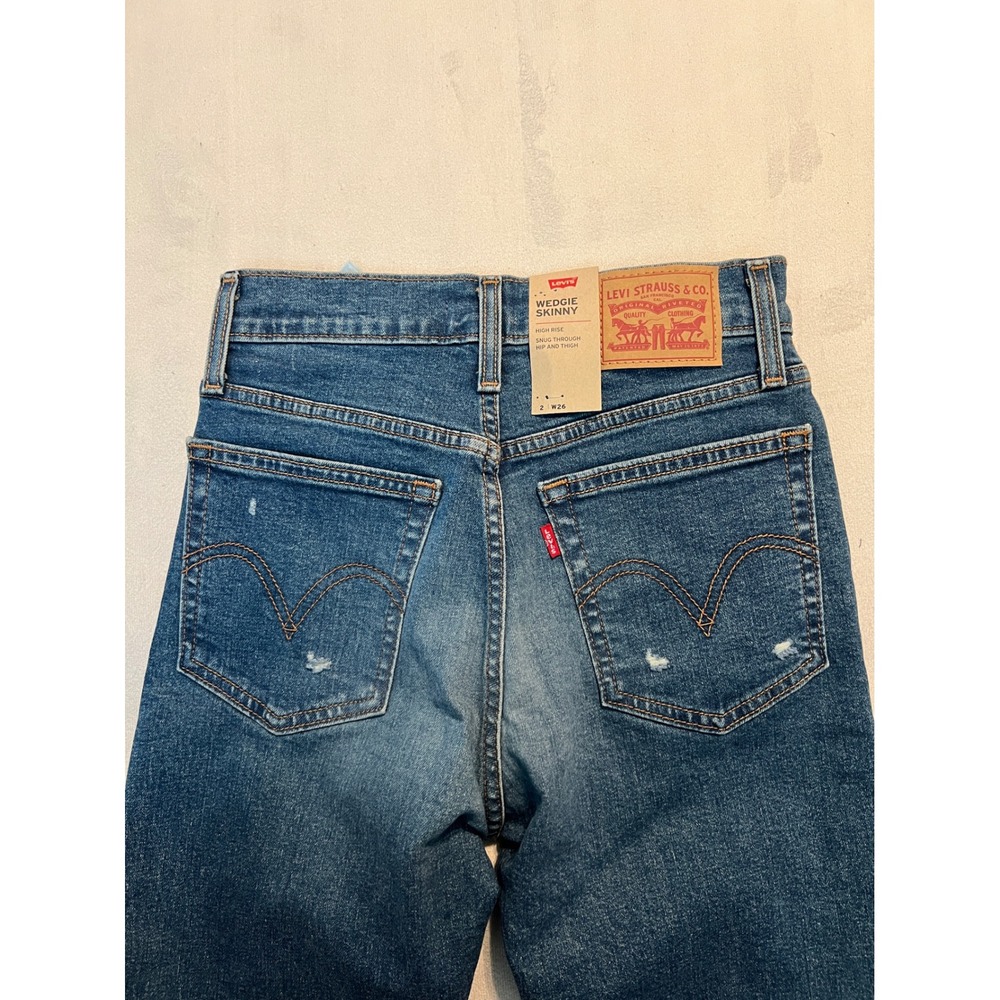 Levis Wedgie Skinny High Rise Distressed Blue Jeans Button Fly W26 L26 NWT - Picture 11 of 14